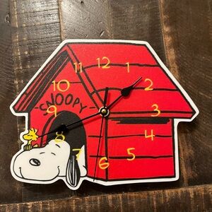 Peanuts Snoopy Red Doghouse Wall Clock